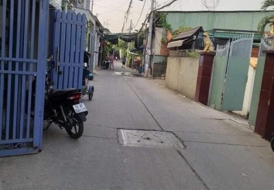 Ngộp covid bán nhà dt 60m2 có 4 phòng trọ HXH 5m, Hiệp Thành 