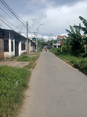 Đất thổ cư mặt tiền đường chỉ 2.6 tỷ 