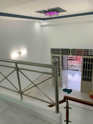 Nhà 1/ shr Thới Tam Thôn, Hóc Môn. Khu dân cư đông, vị trí đẹp 