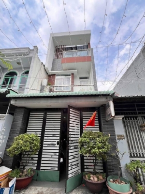 Nhà Tân Thới Hiệp Q12 gần Metro cách Gò Vấp 200m 