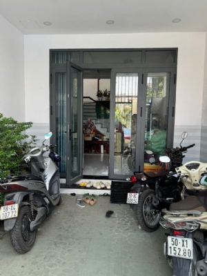 bán nhà 2 tầng 74m2 linh xuân thủ đức shr 